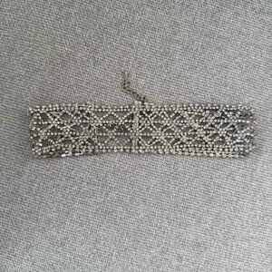 Zara Elegant Silver Chocker necklace